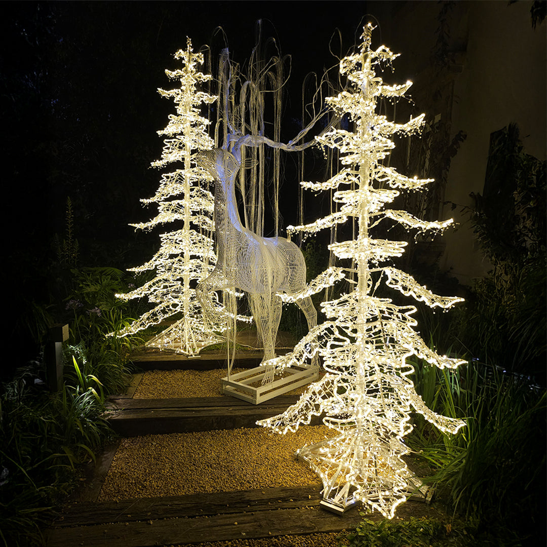 CHRISTMAS TREE CON LUZ LED
Color: Warm white with 10% flash LED
Indoor & Outdoor Use
UV resistance, 100% waterproof
Item Voltage: 24V DC IP65