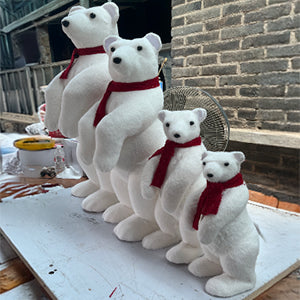 OSO POLAR BLANCO CON BUFANDA ROJA 40 CM