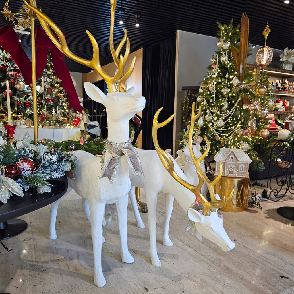 RENO BLANCO CON CUERNOS DORADO 140 CM