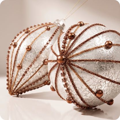 Esfera con piedras y perlas, en lineas de cobre 11 cm
