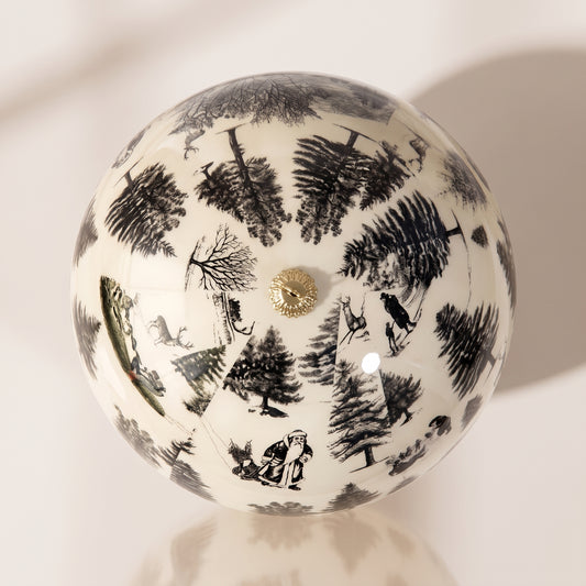 Esfera blanca de vidrio con estampado de bosque 16 cm