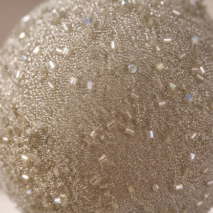 Esfera de cristal plateada con mini piedras plateadas 10 cm