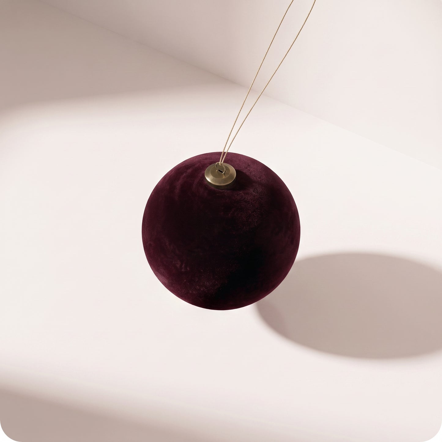 Esfera de cristal de terciopelo burdeos
