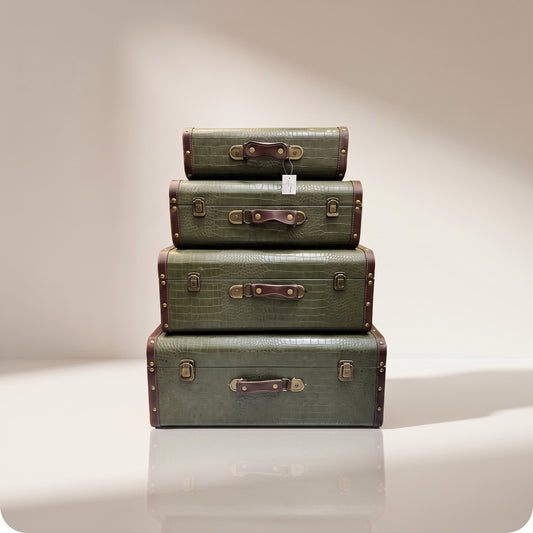 Maletas vintage decorativas de piel verde oscuro