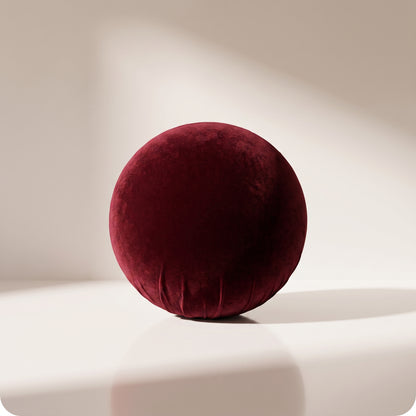 Esfera de terciopelo rojo burgundy lisa de diferentes tamaños