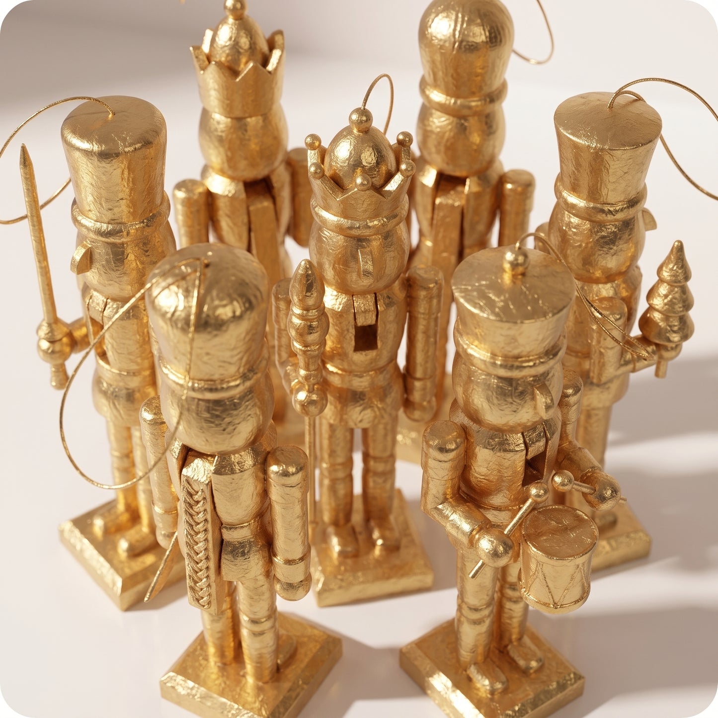 Set de 6 esferas cascanueces dorados