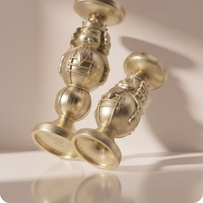 Cascanueces candelabros dorados elegantes