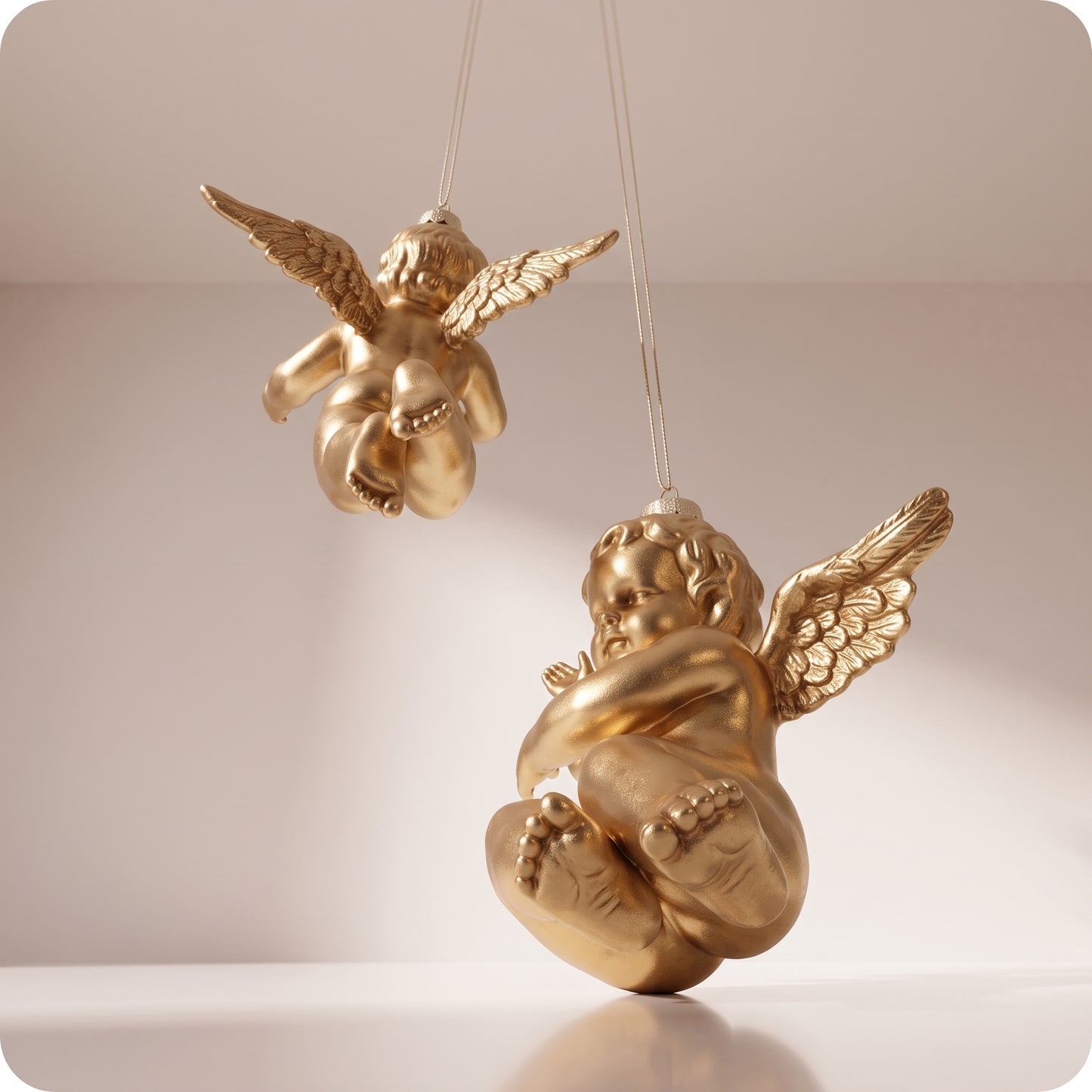 Set de 2 esferas de ángel doradas