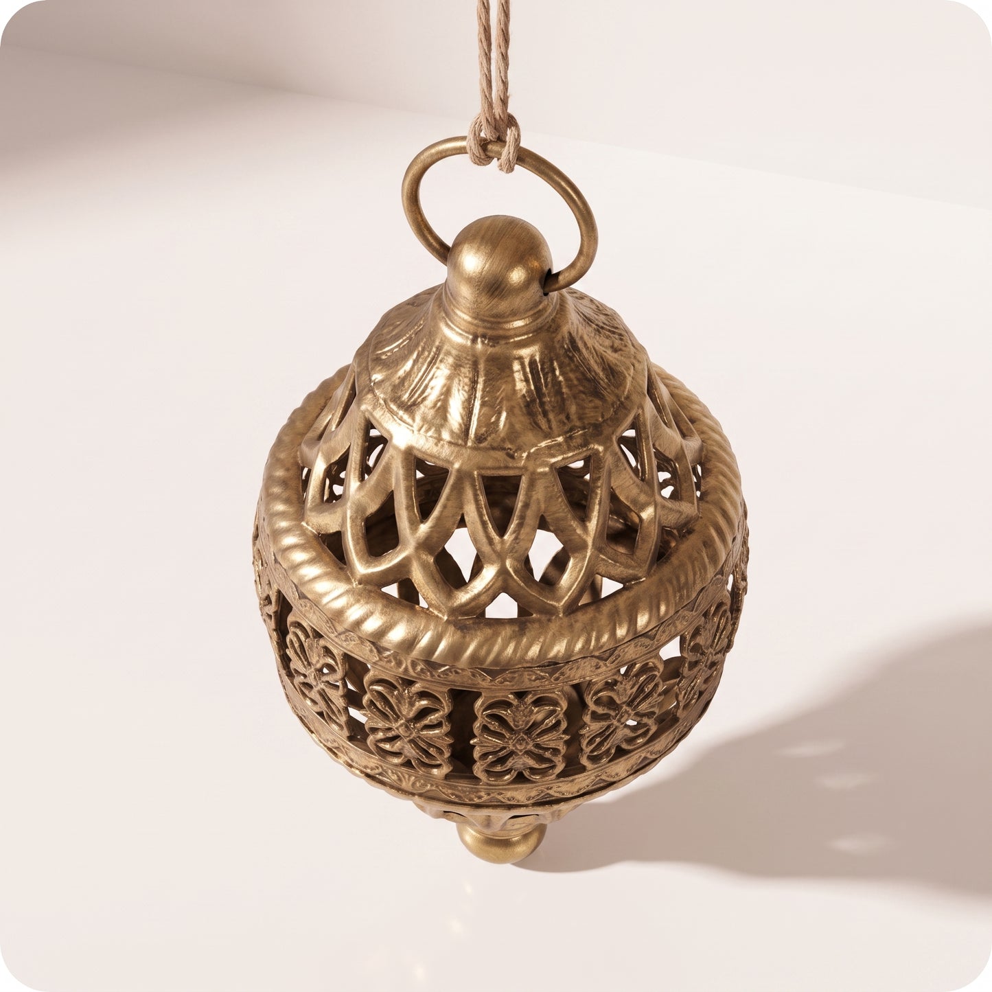 Esfera filigrana con remate ornamental